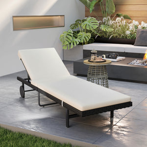 Bain de soleil chaise longue avec coussin en résine tressée, transat jardin extérieur inclinable avec roulettes pour plage relax piscine terrasse, 198 x 65 x 85 cm, crème
