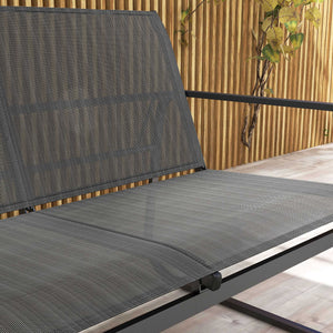 Salon de jardin ensemble de mobilier de jardin 4 pièces avec 2 fauteuils 1 canapé 2 places d'extérieur et table basse avec plateau en verre trempé noir