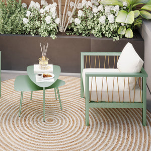 Lot de 2 tables basses de jardin, tables d'appoint gigognes triangulaires, cadre en acier, avec patins ajustables pour balcon, patio, jardin, vert clair