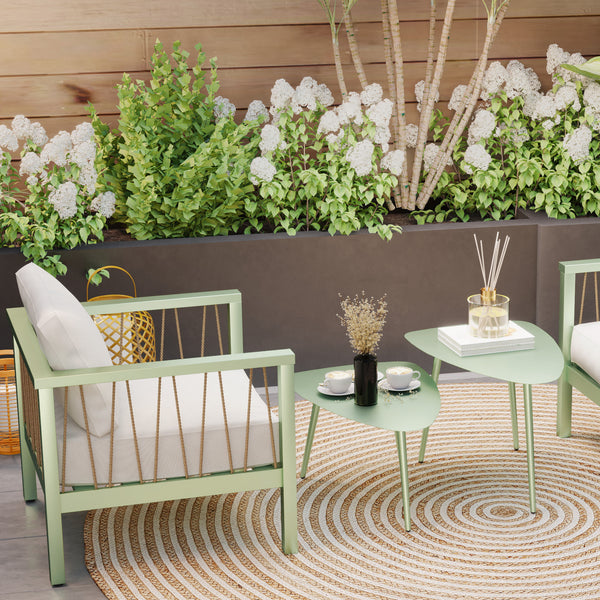 Lot de 2 tables basses de jardin, tables d'appoint gigognes triangulaires, cadre en acier, avec patins ajustables pour balcon, patio, jardin, vert clair