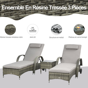 Lot de 2 transats bains de soleil grand confort : matelas, têtière, inclinaison réglable multipositions, accoudoirs, roulettes + table basse verre trempé résine tressée grise