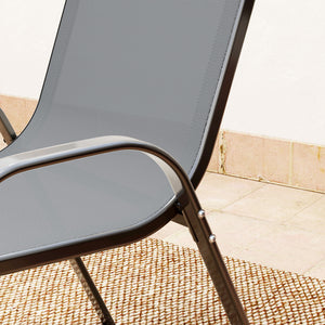 3 pièces salon de jardin extérieur, ensemble de meubles 2 fauteuils empilables, table basse avec dessus en verre trempé, tissu en textilène, pour patio, terrasse, balcon, gris foncé